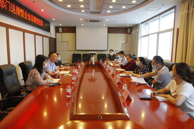 1591239635860038225.jpg 1590145776275078775.jpg