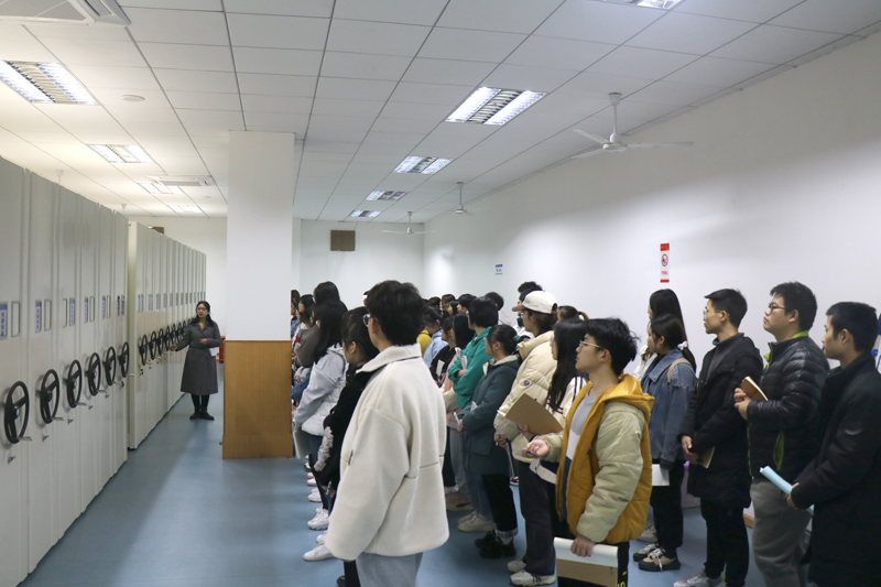 1637813721926041591.jpg 1637578539446049785.jpg