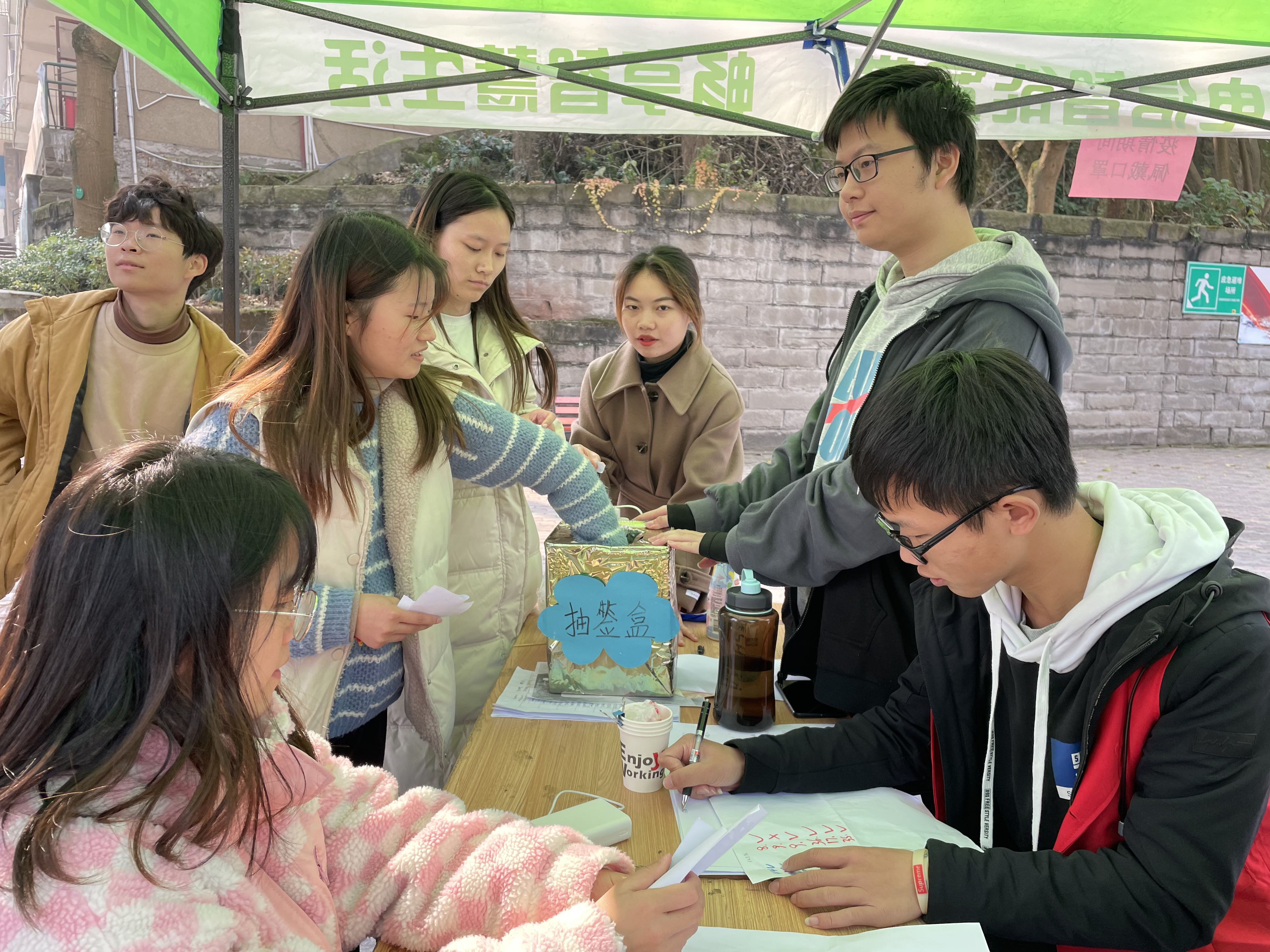 1638852389160087593.jpg 1638852389160087593.jpg