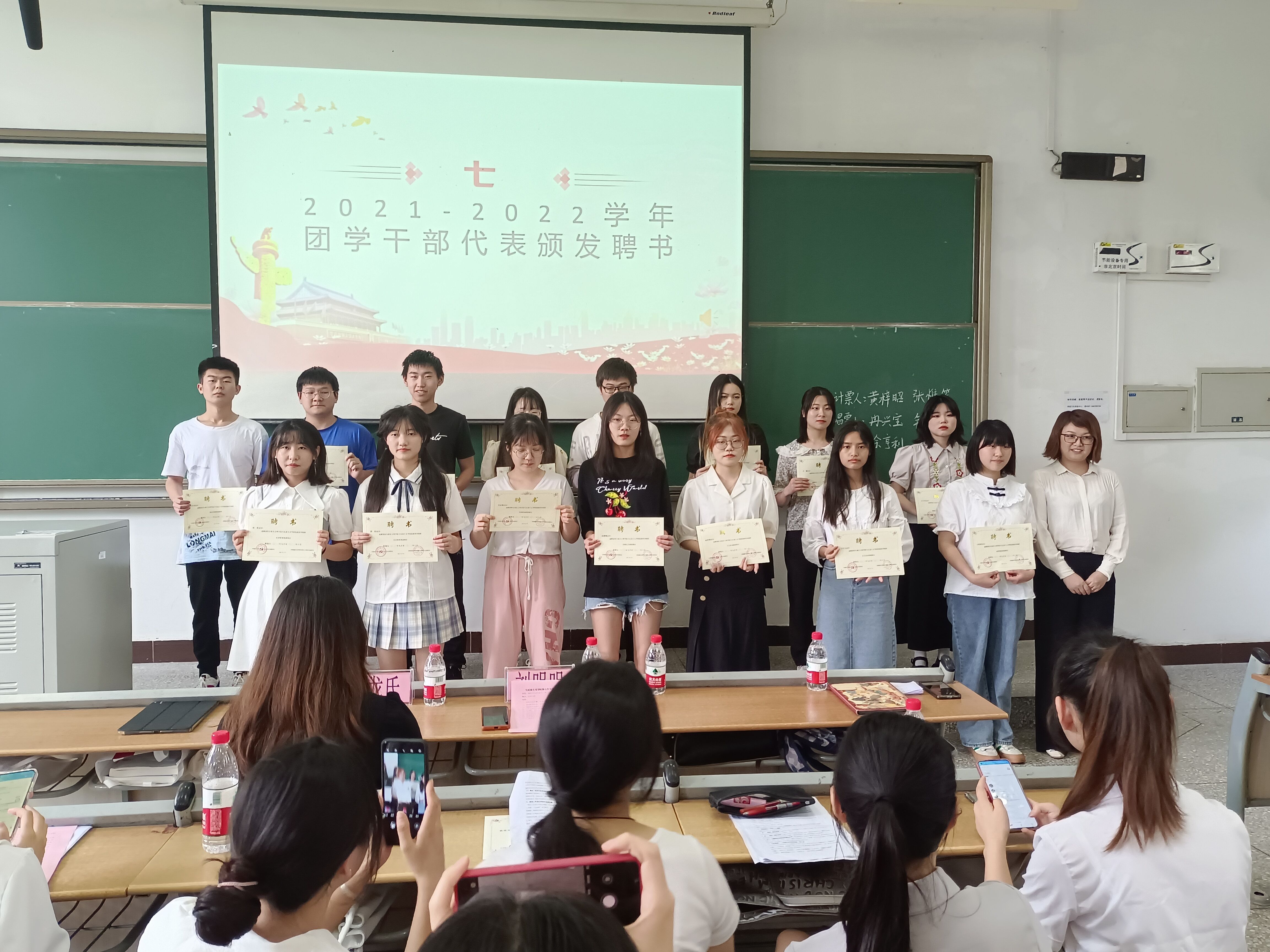 gwCy_1655441471425095334.jpg gwCy_1655441471425095334.jpg