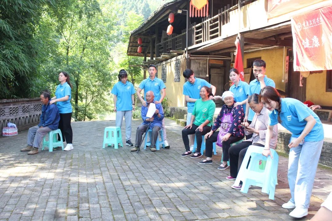 GrLs_1662433338035087847.jpg GrLs_1662433338035087847.jpg