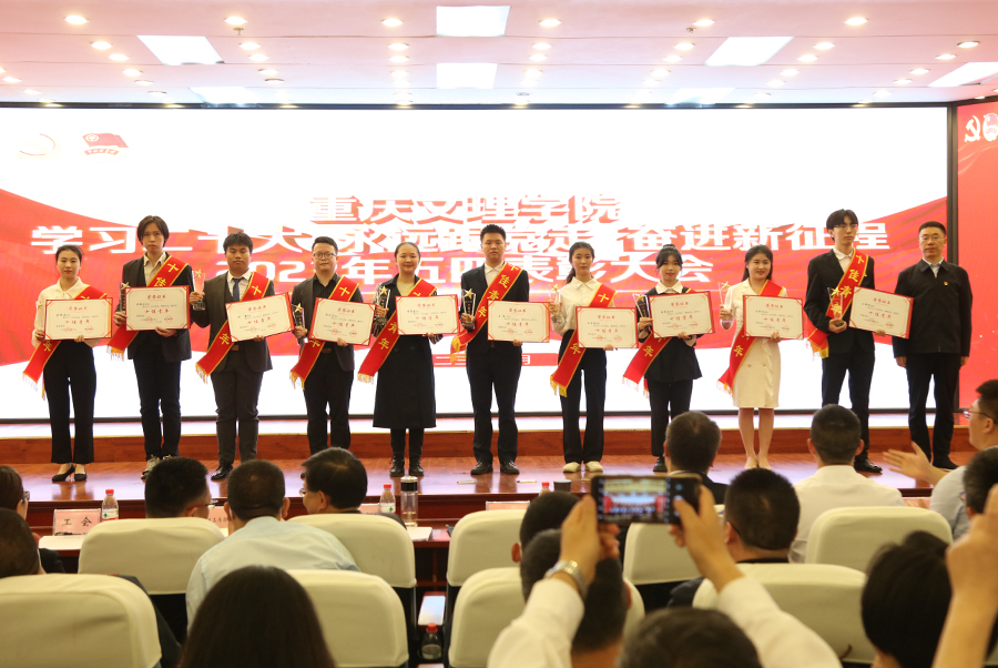 xDkm_1683727544443024771.jpg xDkm_1683727544443024771.jpg