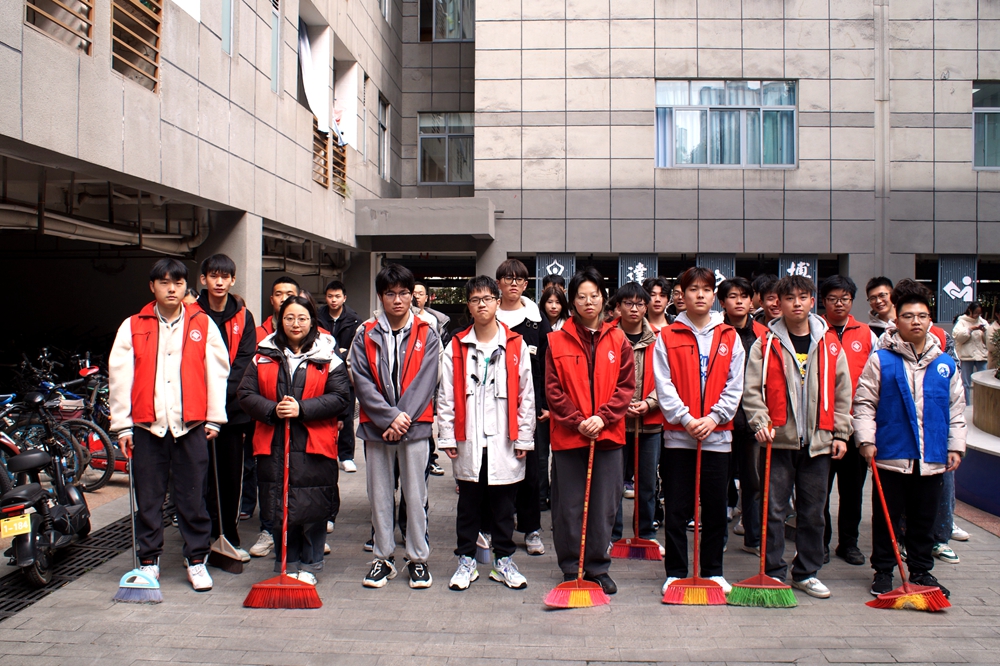 OCMl_1709619136545027454.jpg 2.jpg