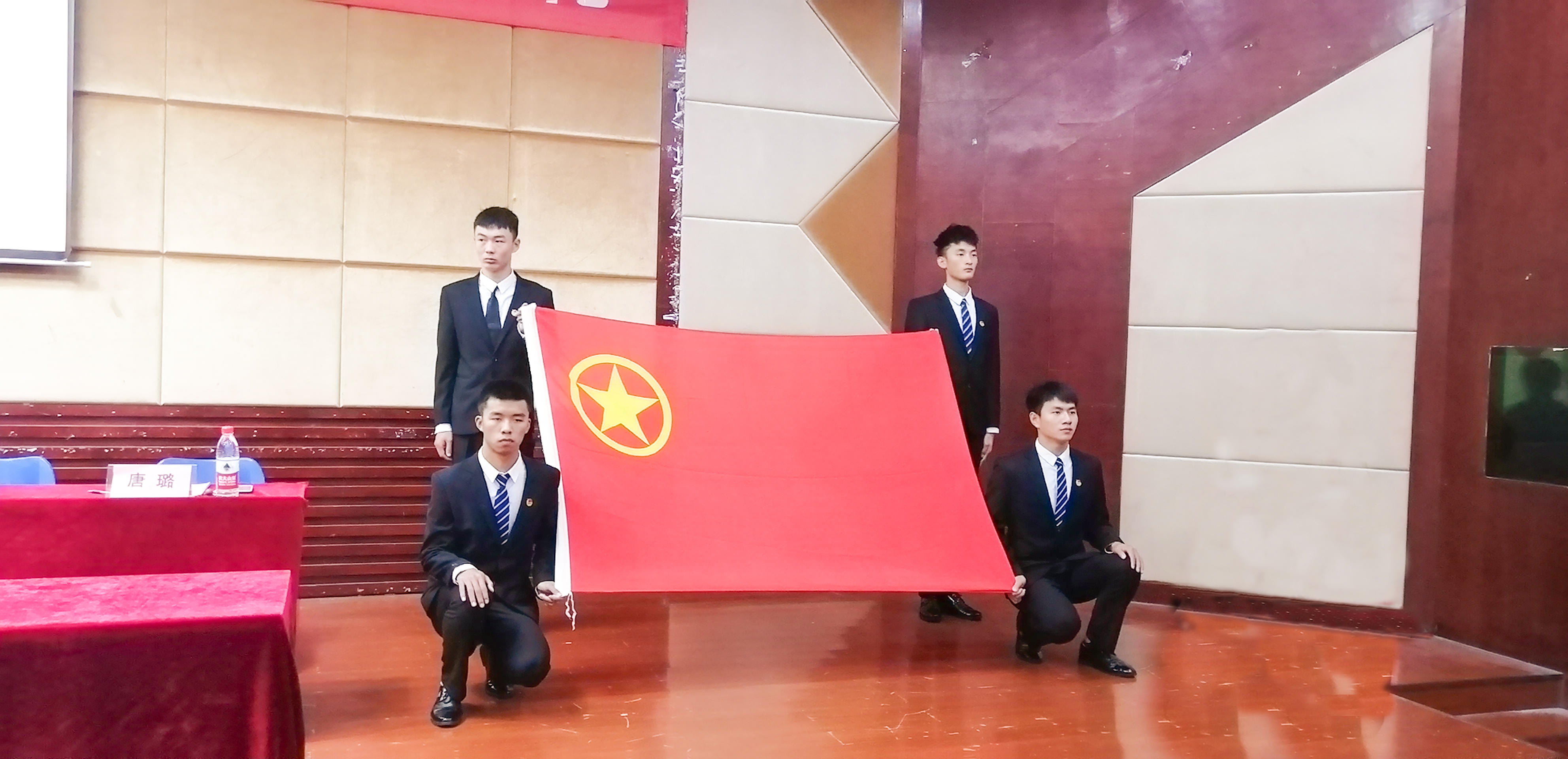 1574438146833036184.jpg 1574438146833036184.jpg